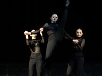 Modern.trio7a